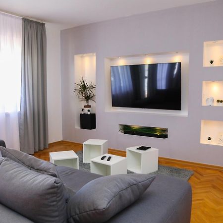 Apartment Luno Kastela Exterior photo
