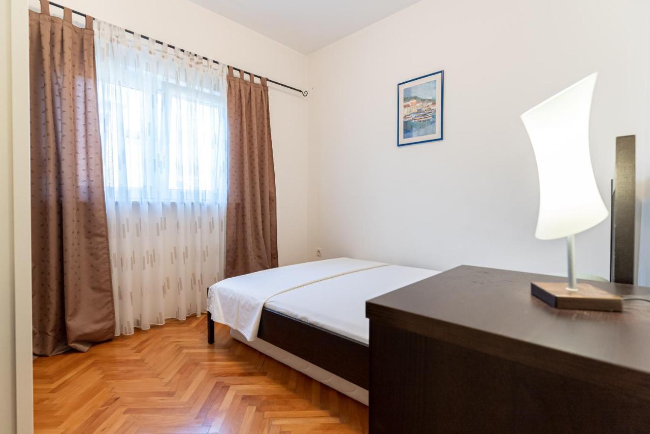 Apartment Luno Kastela Exterior photo