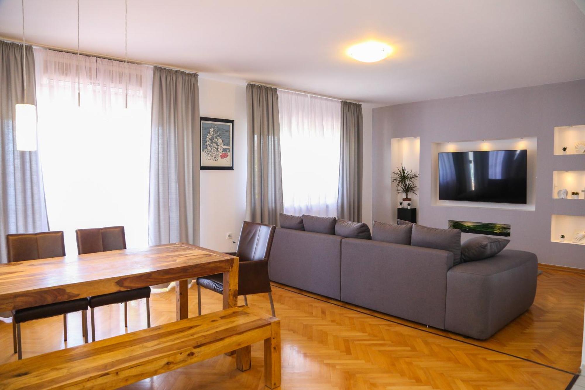 Apartment Luno Kastela Exterior photo